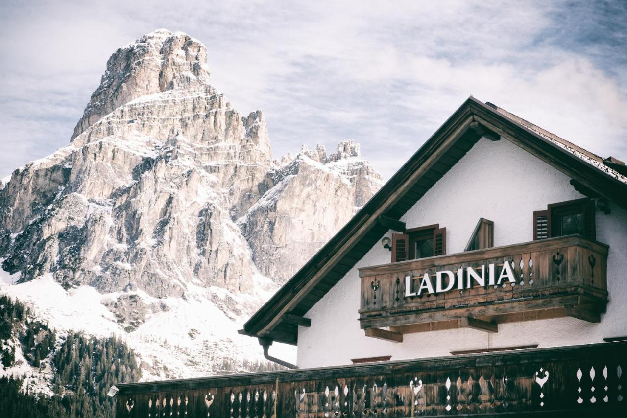 Berghotel Ladinia Corvara In Badia Exterior photo