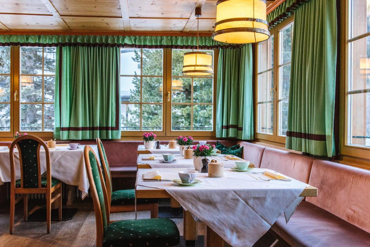 Berghotel Ladinia Corvara In Badia Exterior photo